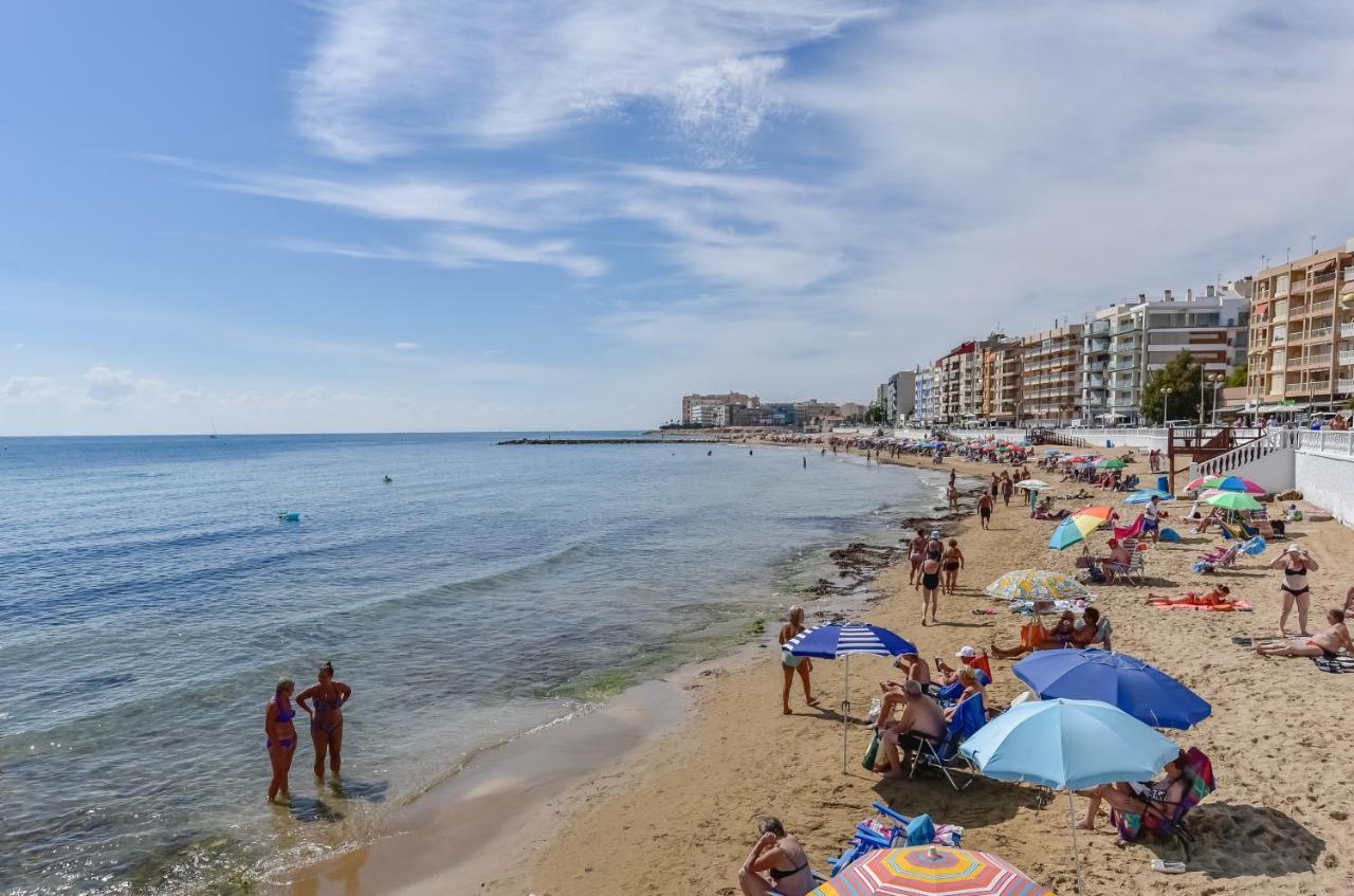 Apartments Cura Beach 또레비에하 외부 사진