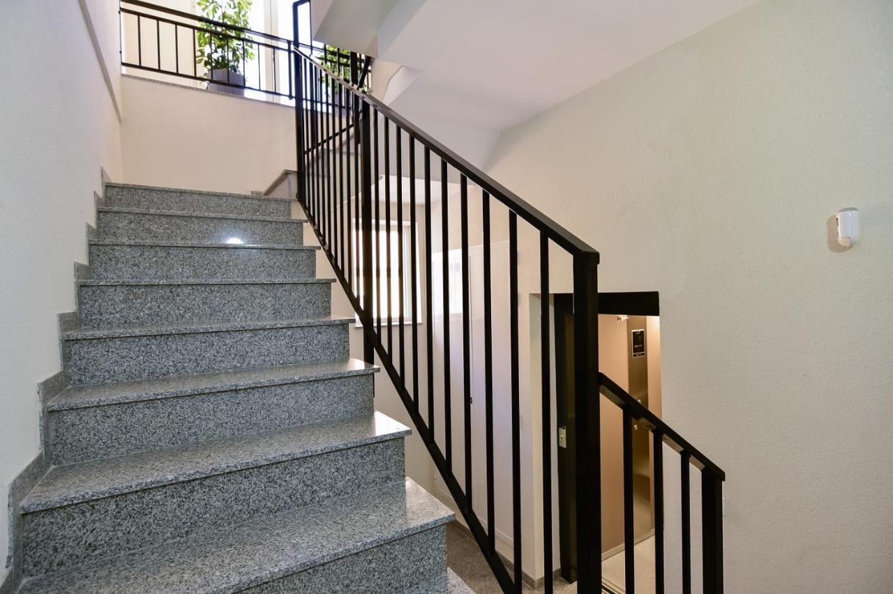 Apartments Cura Beach 또레비에하 외부 사진