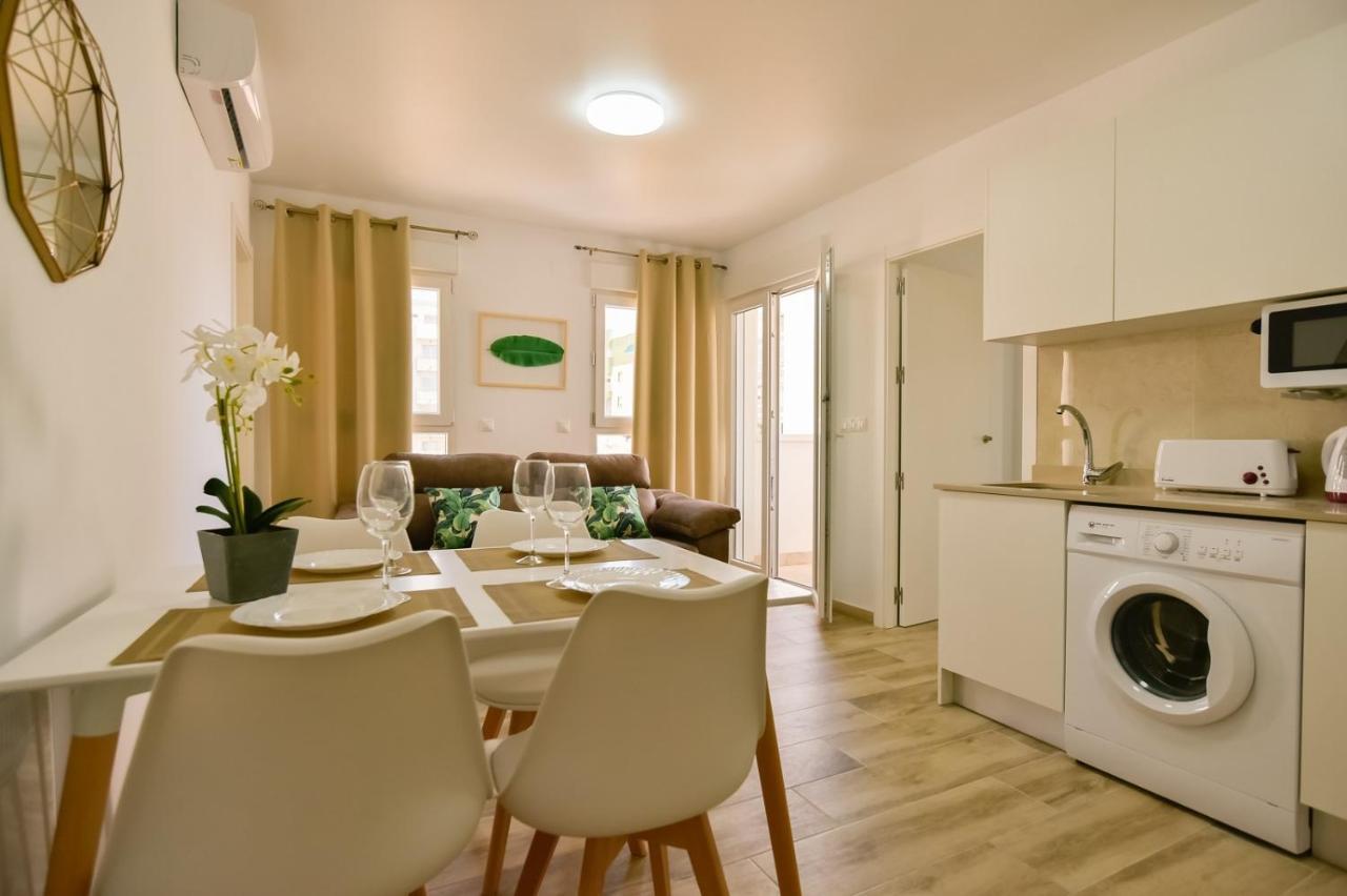 Apartments Cura Beach 또레비에하 외부 사진