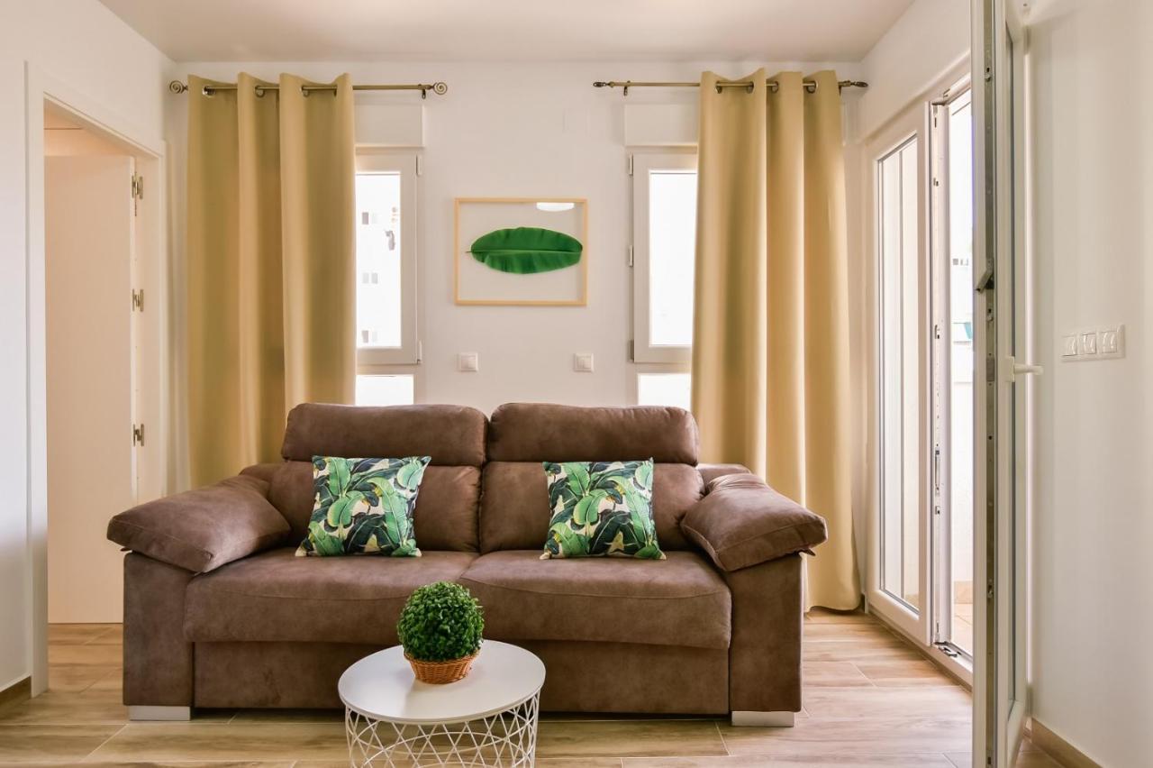 Apartments Cura Beach 또레비에하 외부 사진