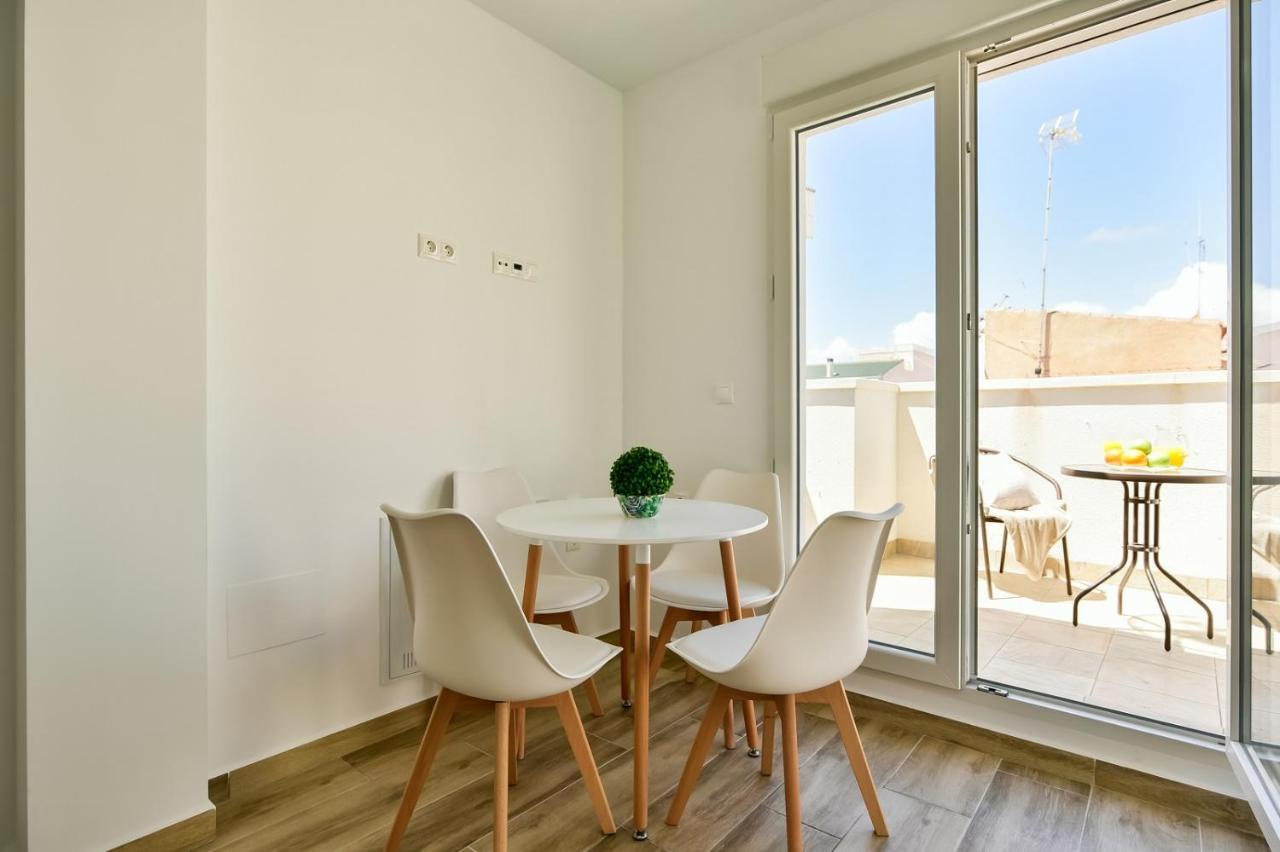 Apartments Cura Beach 또레비에하 외부 사진