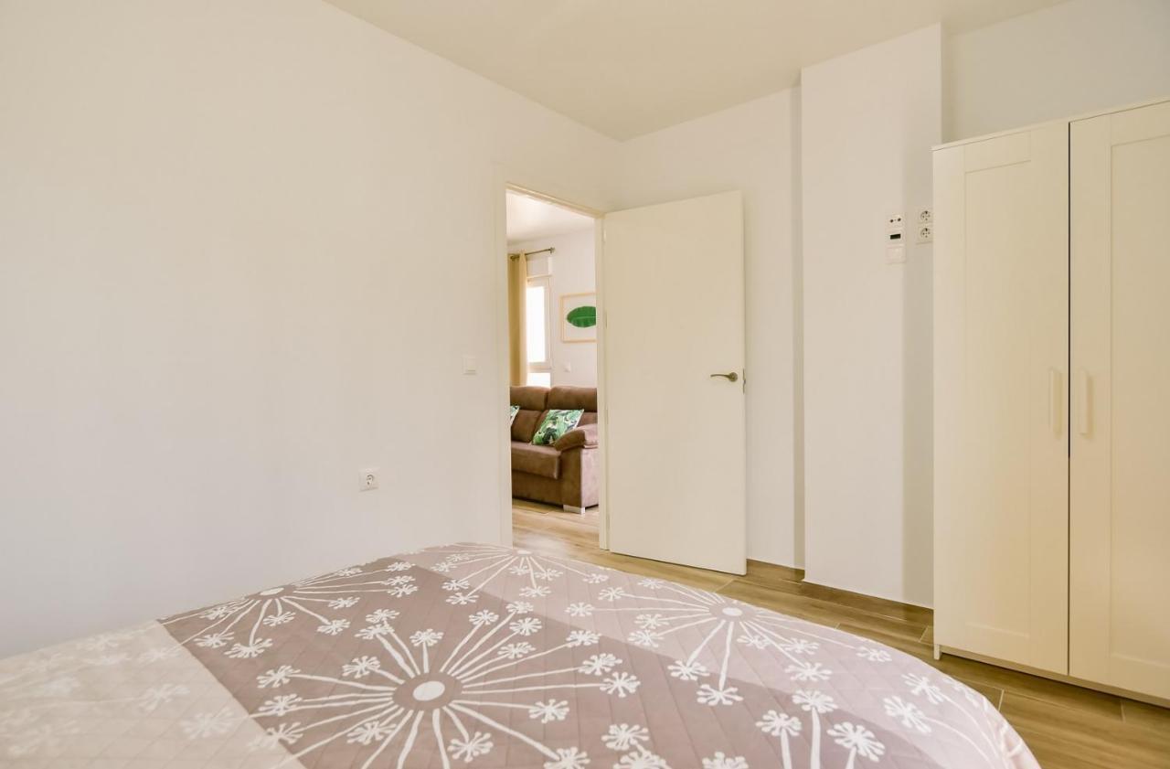Apartments Cura Beach 또레비에하 외부 사진