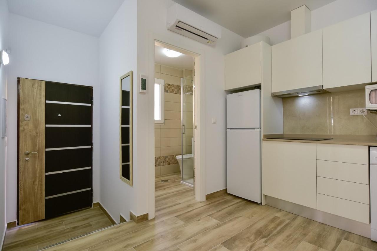 Apartments Cura Beach 또레비에하 외부 사진