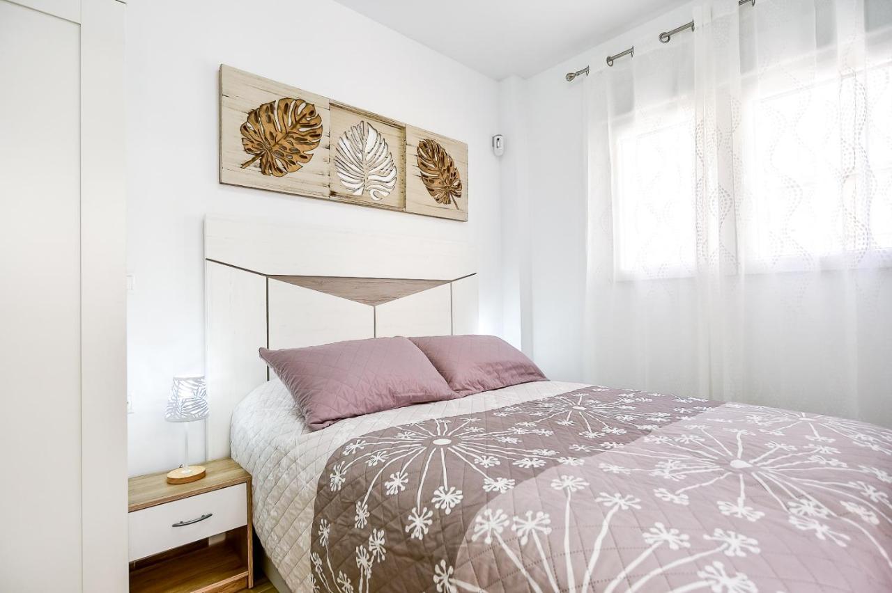 Apartments Cura Beach 또레비에하 외부 사진