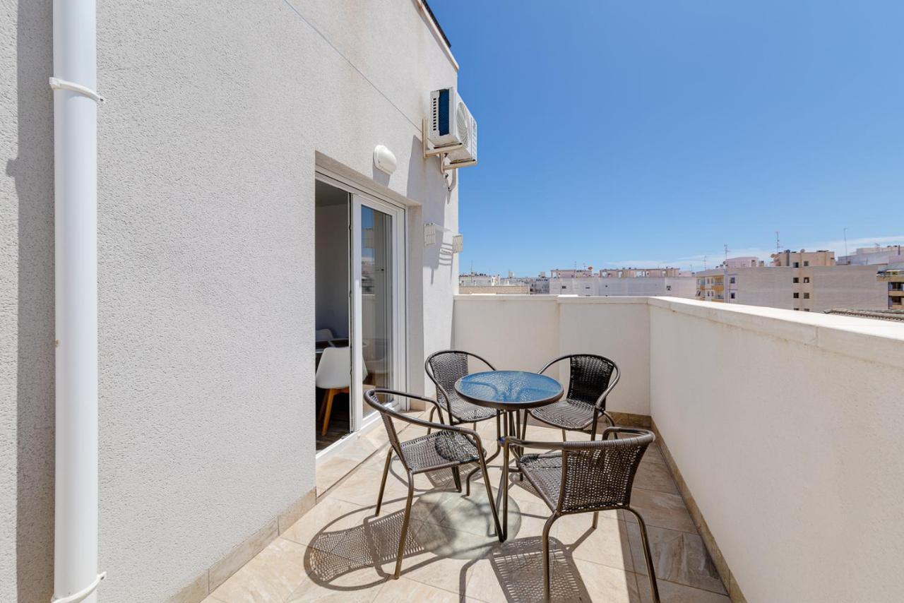 Apartments Cura Beach 또레비에하 외부 사진